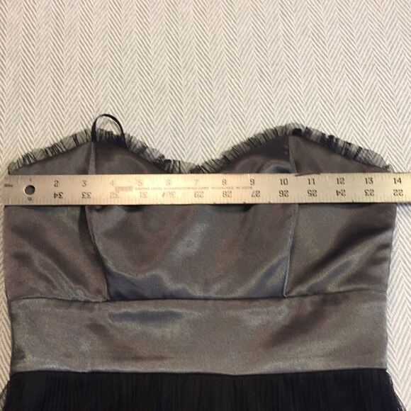 TRIXXI JUNIORS SZ 3  Dress, party dress Pit to Pit 14" FLOWY ON BOTTOM - Picture 9 of 11